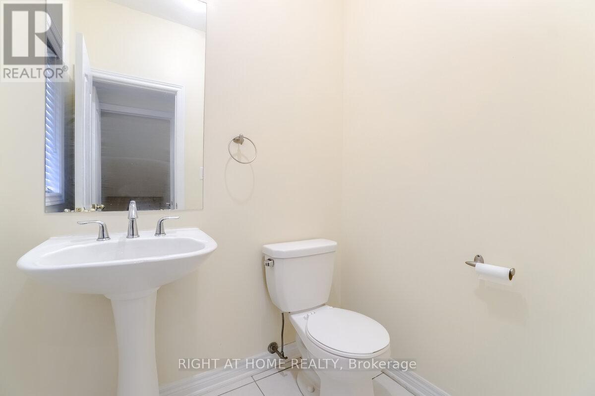4644 Doug Wright Drive, Burlington, Ontario  L7M 0L2 - Photo 14 - W13852716