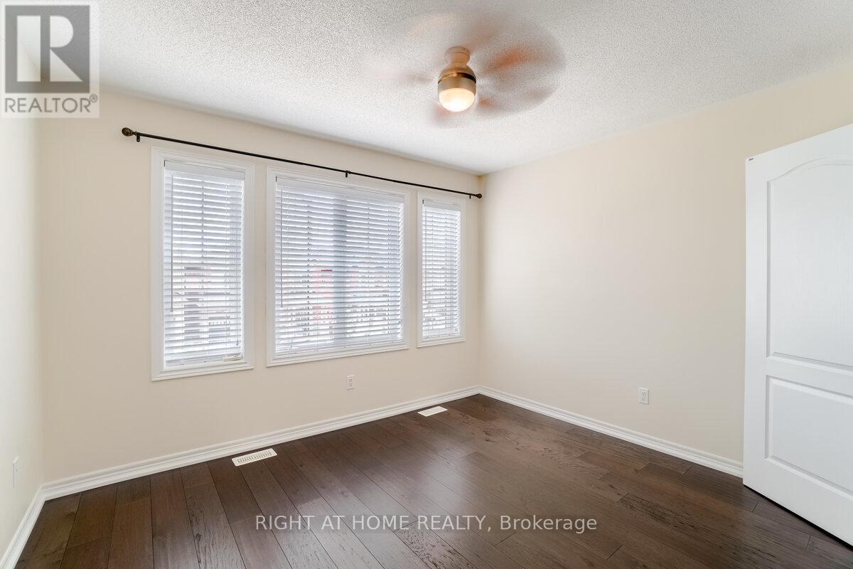 4644 Doug Wright Drive, Burlington, Ontario  L7M 0L2 - Photo 25 - W13852716