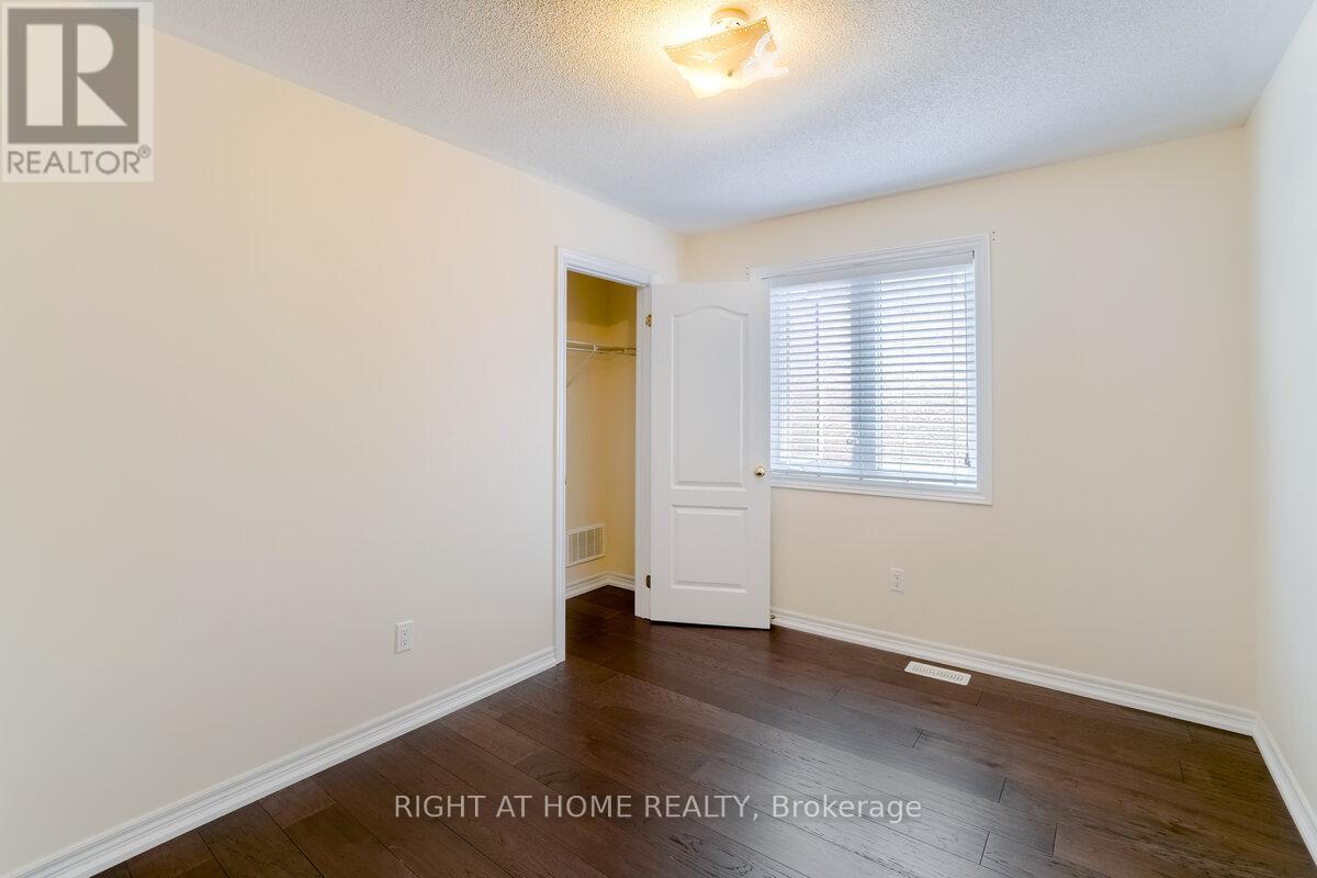 4644 Doug Wright Drive, Burlington, Ontario  L7M 0L2 - Photo 27 - W13852716