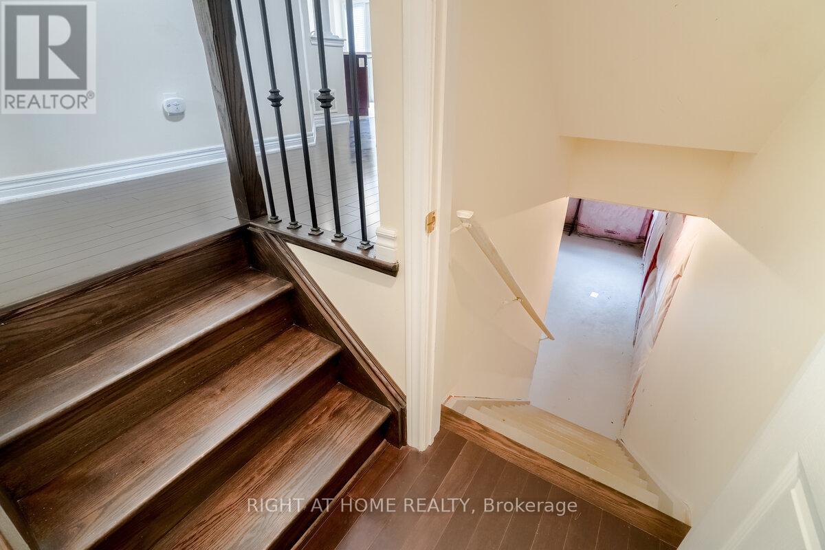 4644 Doug Wright Drive, Burlington, Ontario  L7M 0L2 - Photo 32 - W13852716