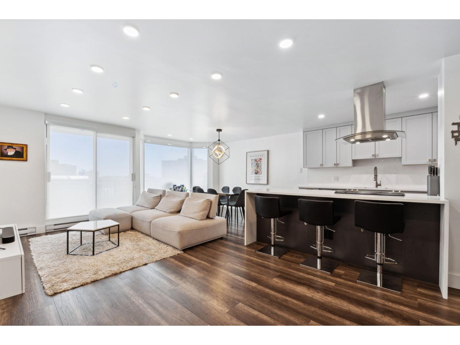 5900 Av. Armstrong|#801 Côte-Saint-Luc Quebec Canada H4W2Z5 2