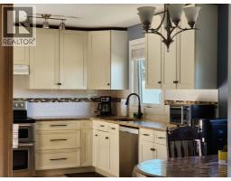 748 54 Avenue W, Claresholm, Alberta