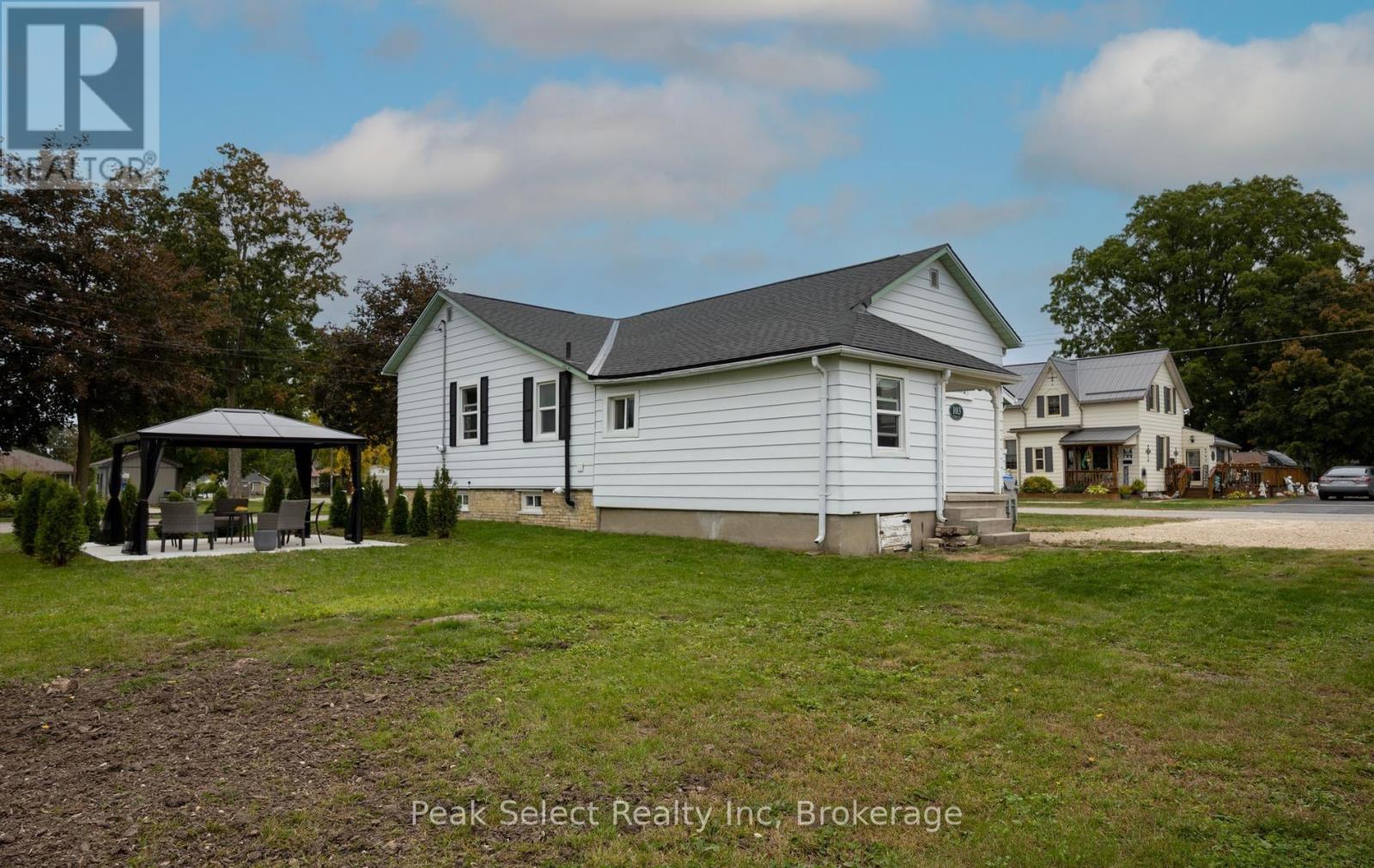 103 Park Street, South Huron, Ontario  N0M 1S2 - Photo 32 - X13852670