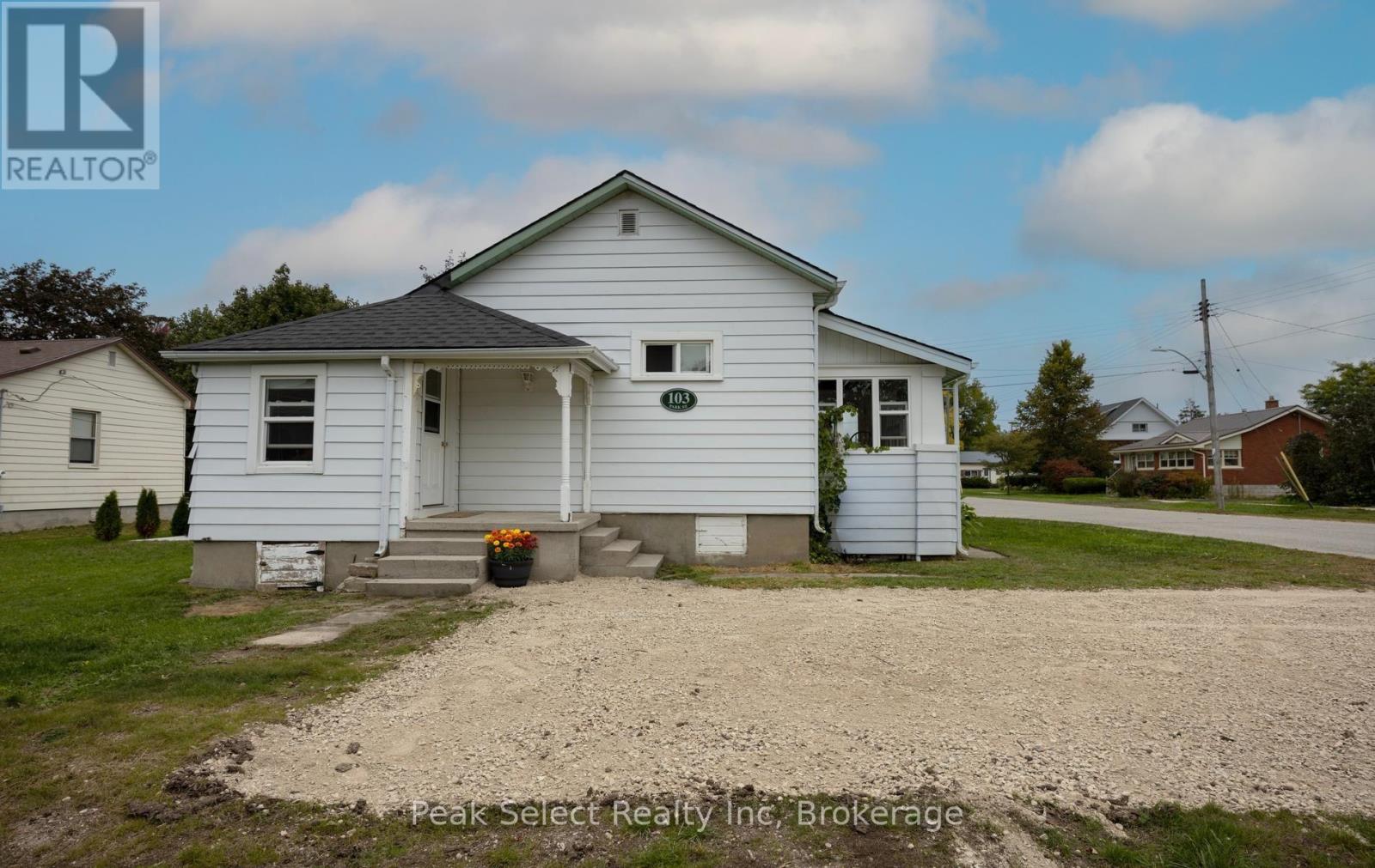 103 Park Street, South Huron, Ontario  N0M 1S2 - Photo 33 - X13852670
