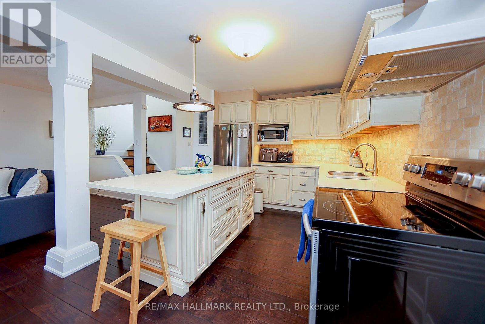 781 Pam Crescent, Newmarket, Ontario  L3Y 5B7 - Photo 6 - N13851704