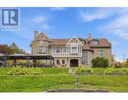 353 MACKAY STREET, Pembroke, Ontario