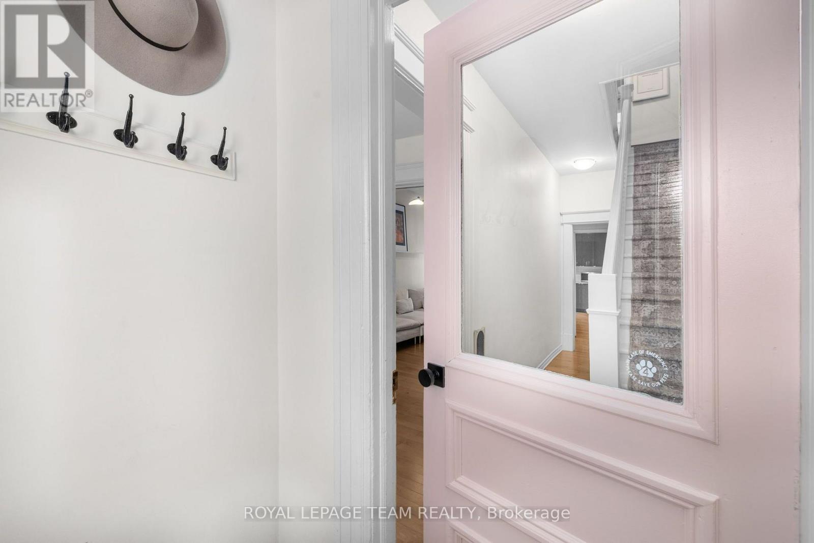 275 Arlington Avenue, Ottawa, Ontario  K1R 5T1 - Photo 3 - X13852730