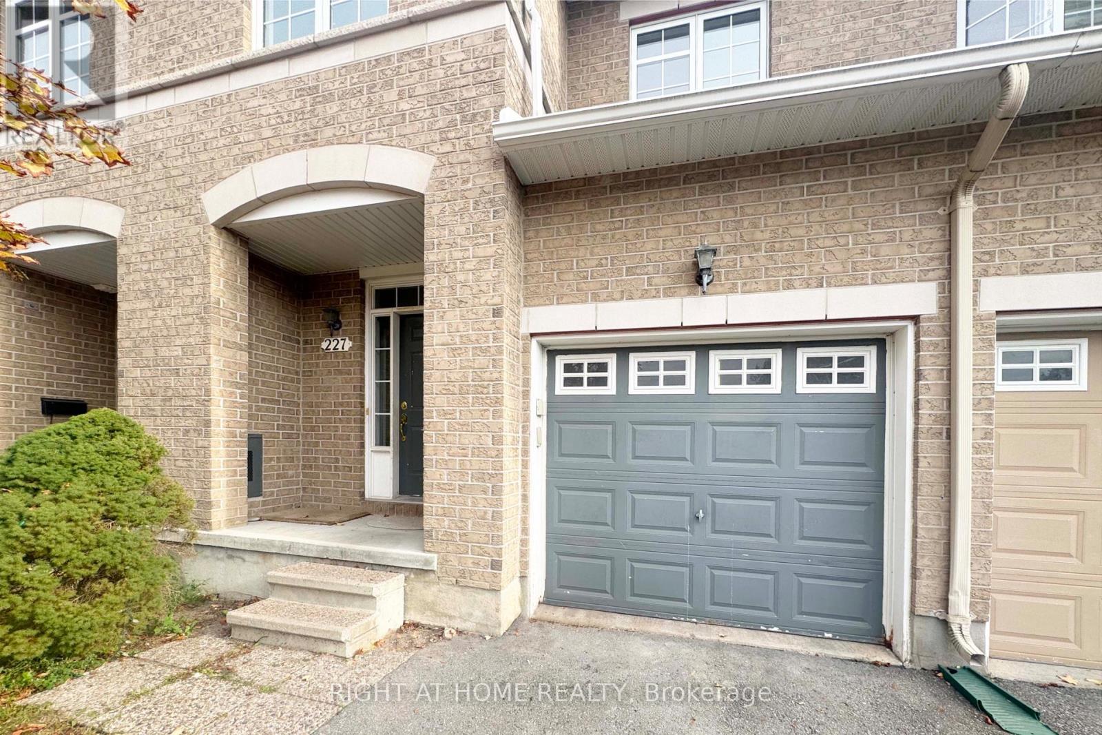 227 Portrush Avenue, Ottawa, Ontario  K2J 5J6 - Photo 4 - X13852736