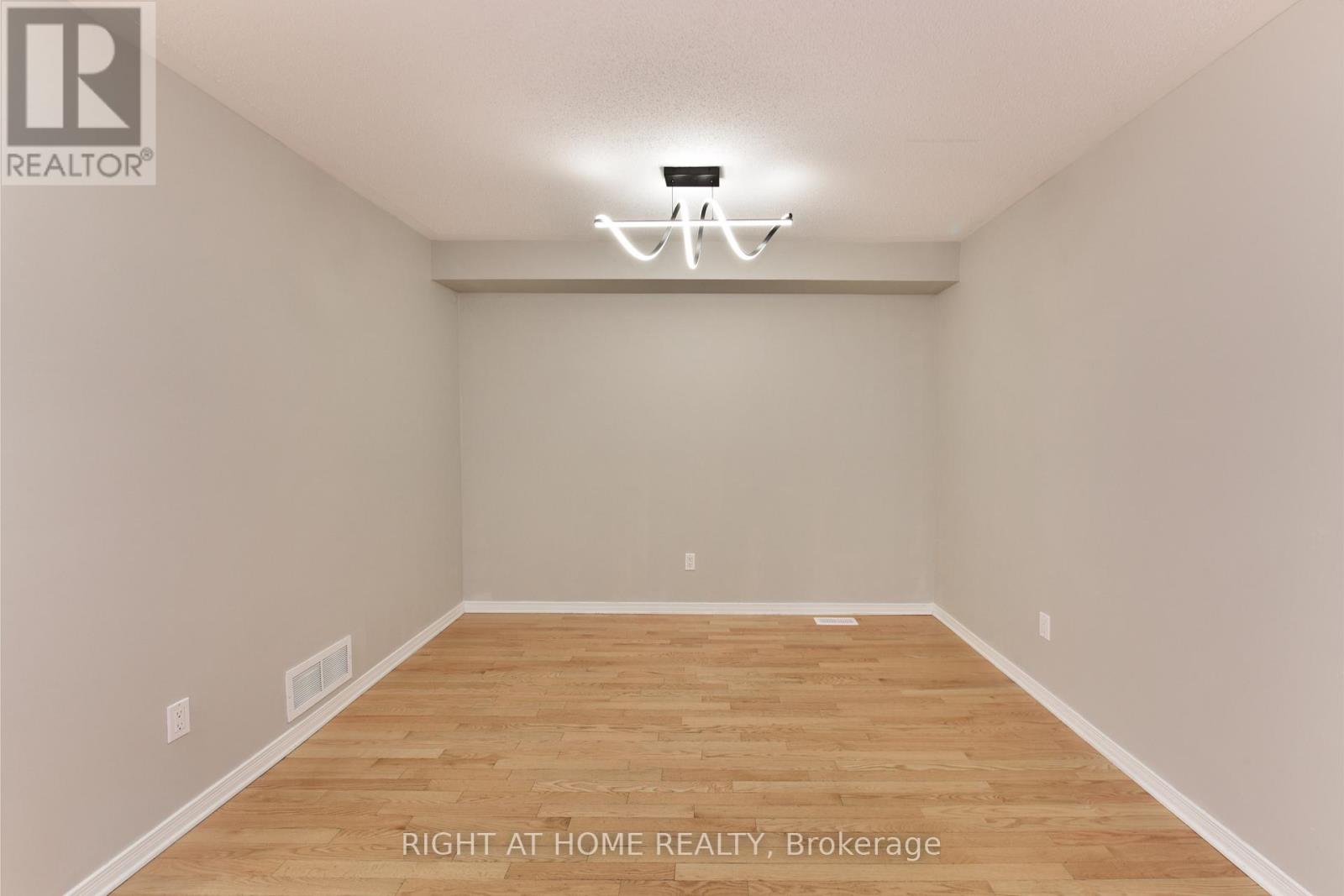 227 Portrush Avenue, Ottawa, Ontario  K2J 5J6 - Photo 9 - X13852736
