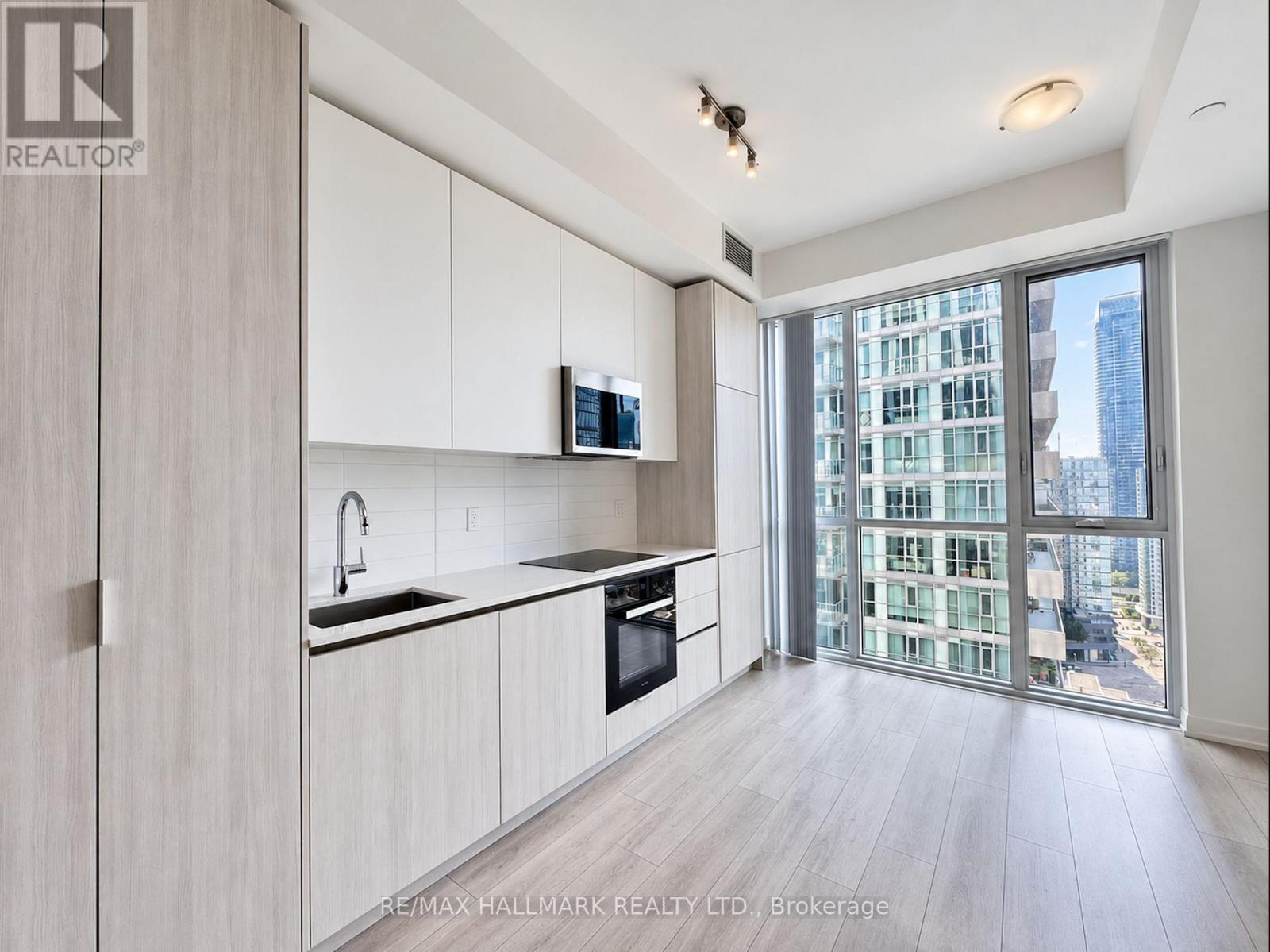 2616 - 400 King Street W, Toronto, Ontario  M5V 0X8 - Photo 6 - C13843478