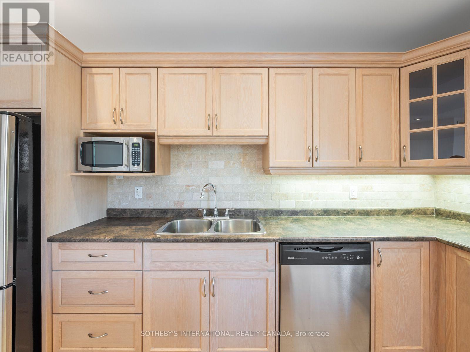 187b Claremont Street, Toronto, Ontario  M6J 1V7 - Photo 10 - C13852746