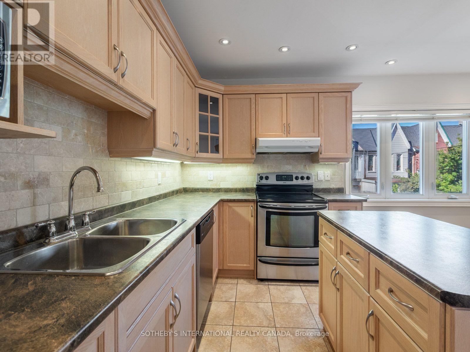 187b Claremont Street, Toronto, Ontario  M6J 1V7 - Photo 13 - C13852746