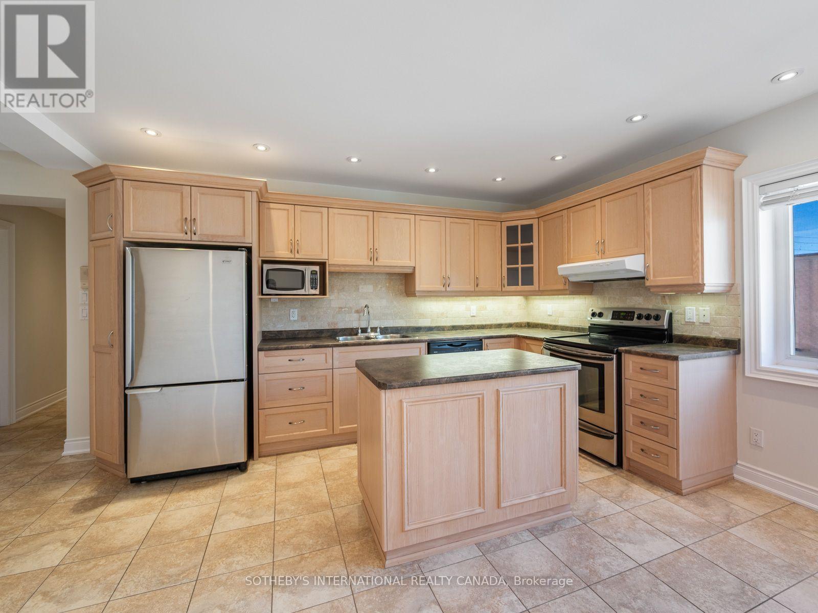 187b Claremont Street, Toronto, Ontario  M6J 1V7 - Photo 7 - C13852746