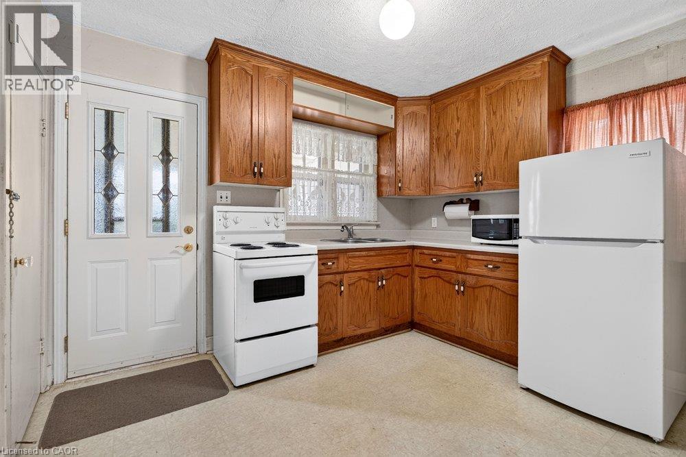 340 Barton Street, Stoney Creek, Ontario  L8E 2K9 - Photo 5 - 40867828