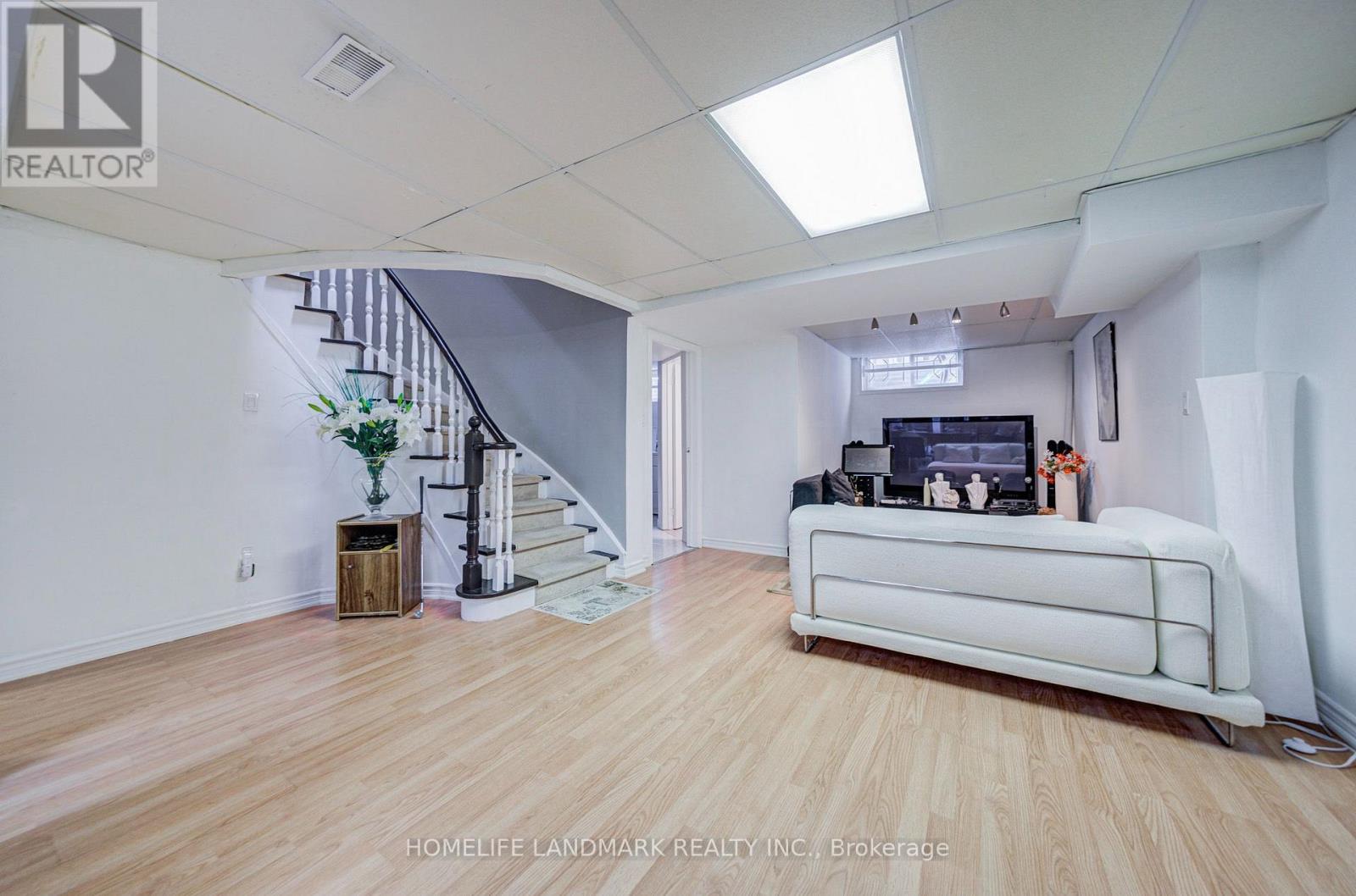 48 Purcell Square, Toronto, Ontario  M1V 3Y3 - Photo 38 - E13852724