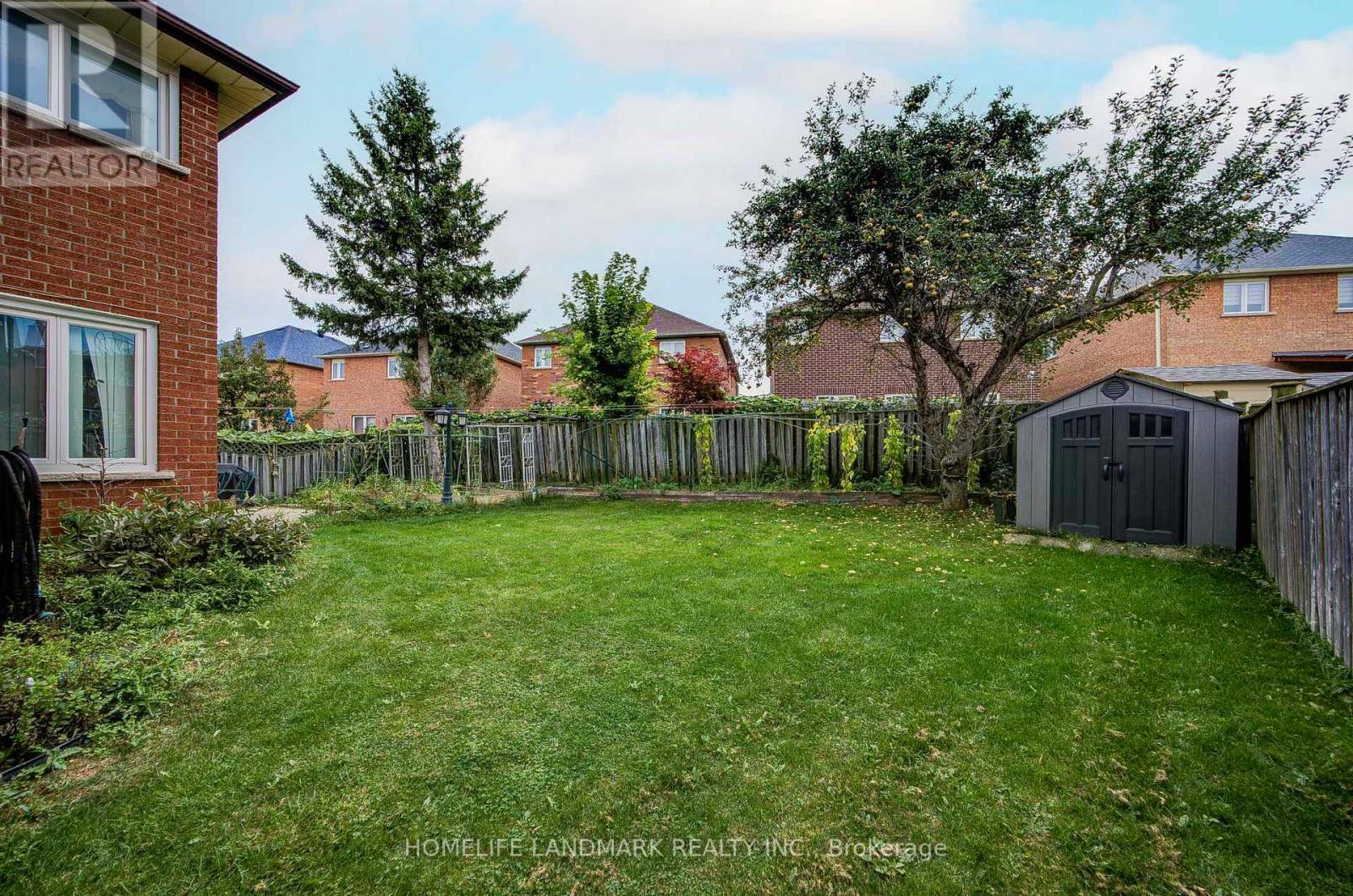 48 Purcell Square, Toronto, Ontario  M1V 3Y3 - Photo 47 - E13852724