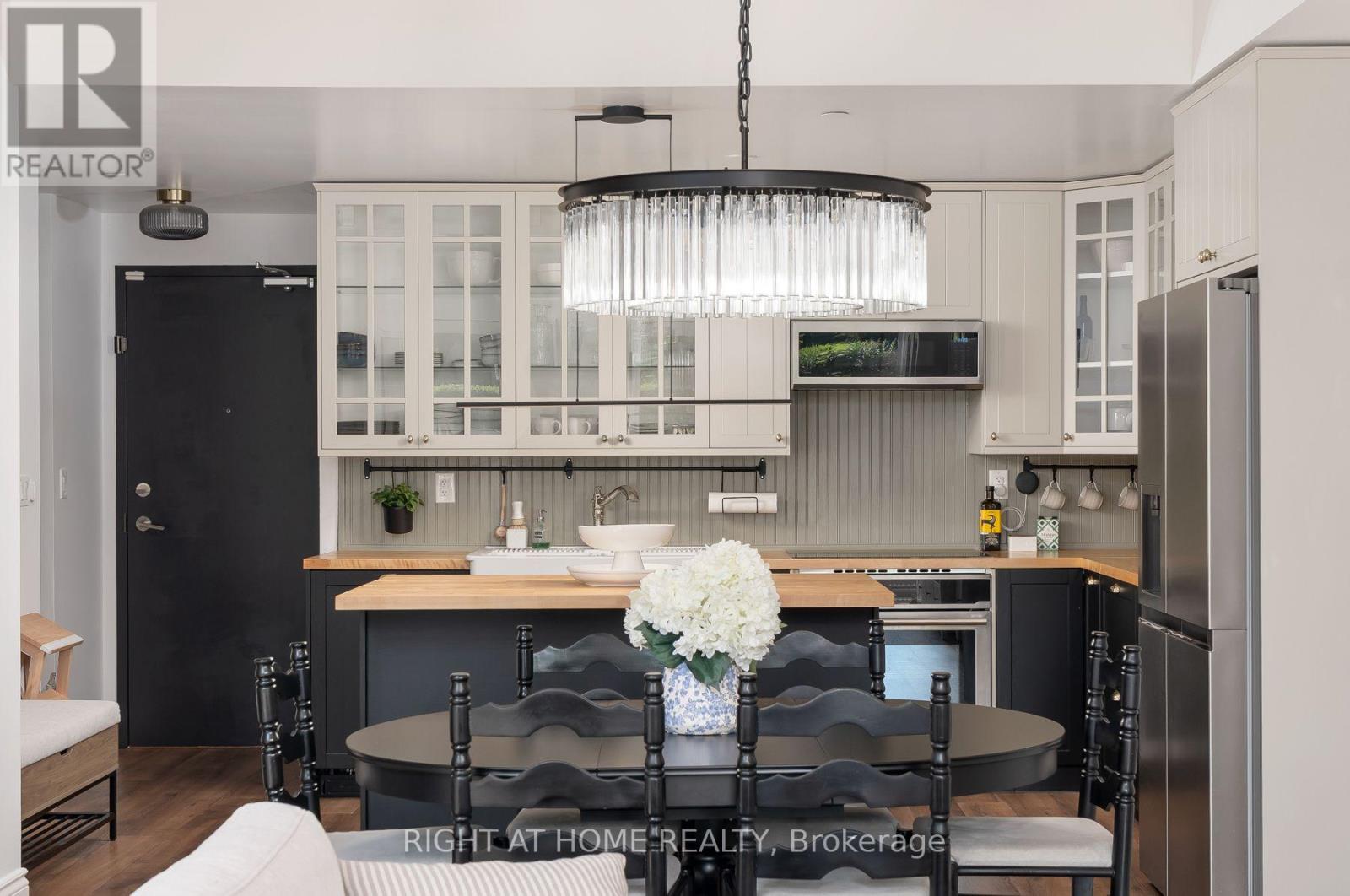 Th10 - 1350 Kingston Road, Toronto, Ontario  M1N 1P9 - Photo 14 - E13852740