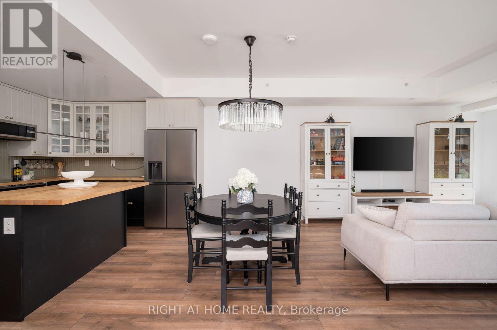 Th10 - 1350 Kingston Road, Toronto, Ontario  M1N 1P9 - Photo 17 - E13852740