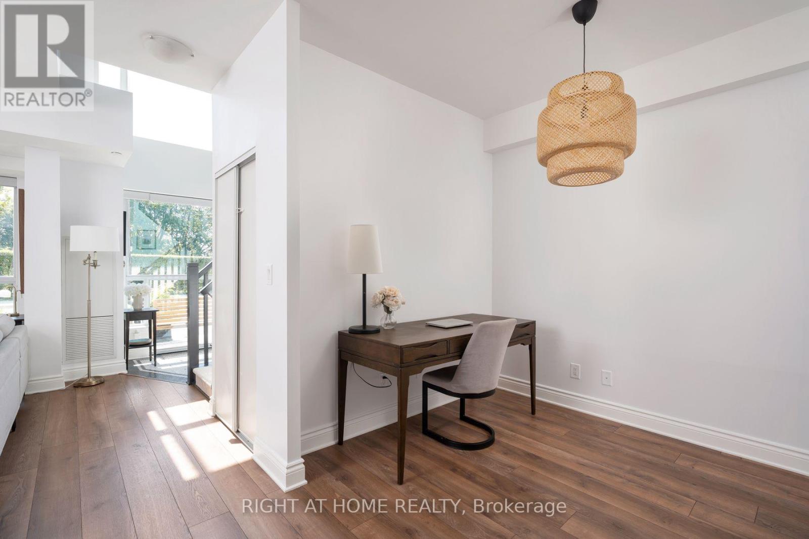 Th10 - 1350 Kingston Road, Toronto, Ontario  M1N 1P9 - Photo 20 - E13852740