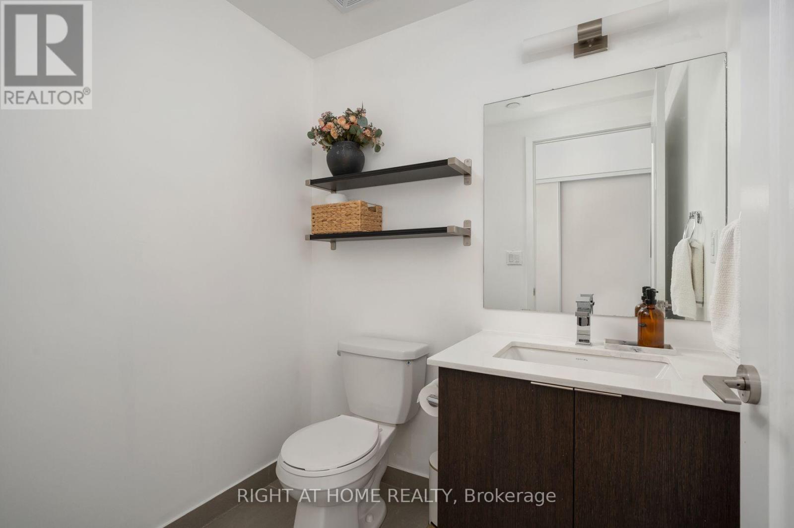 Th10 - 1350 Kingston Road, Toronto, Ontario  M1N 1P9 - Photo 22 - E13852740