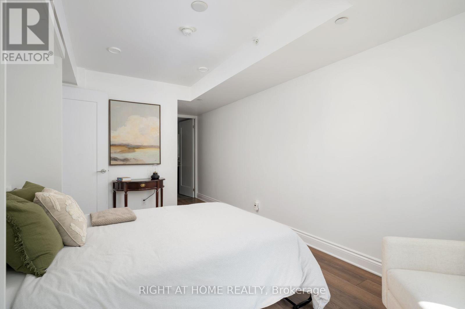 Th10 - 1350 Kingston Road, Toronto, Ontario  M1N 1P9 - Photo 25 - E13852740