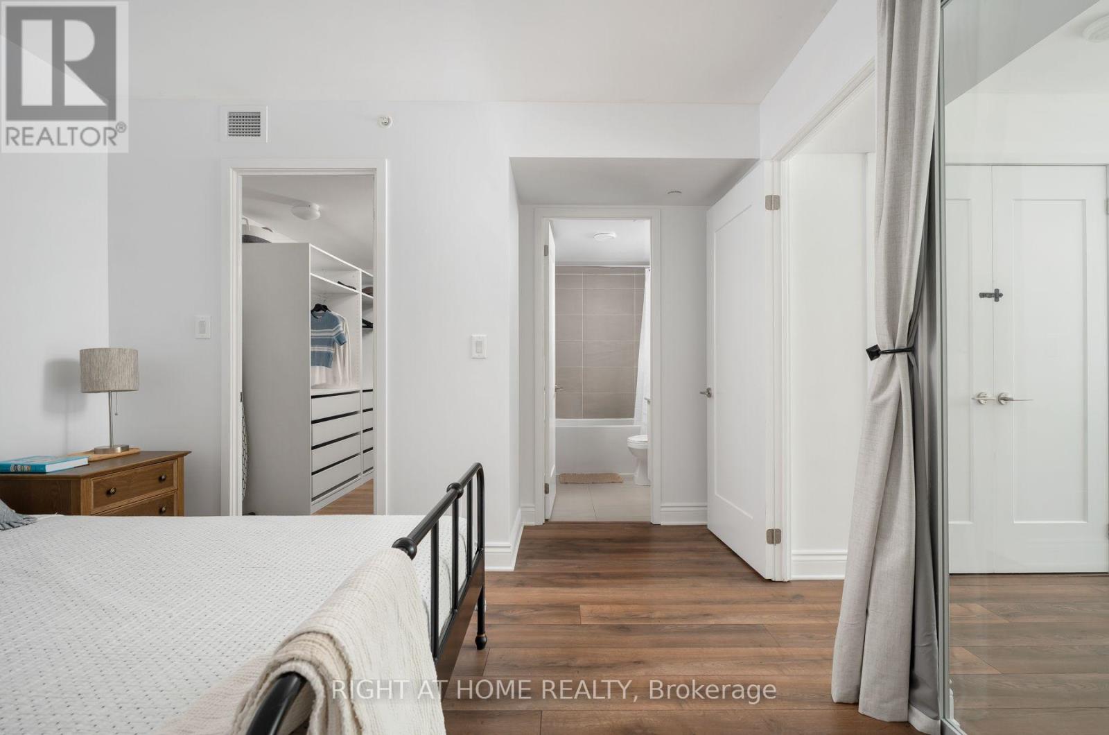 Th10 - 1350 Kingston Road, Toronto, Ontario  M1N 1P9 - Photo 35 - E13852740