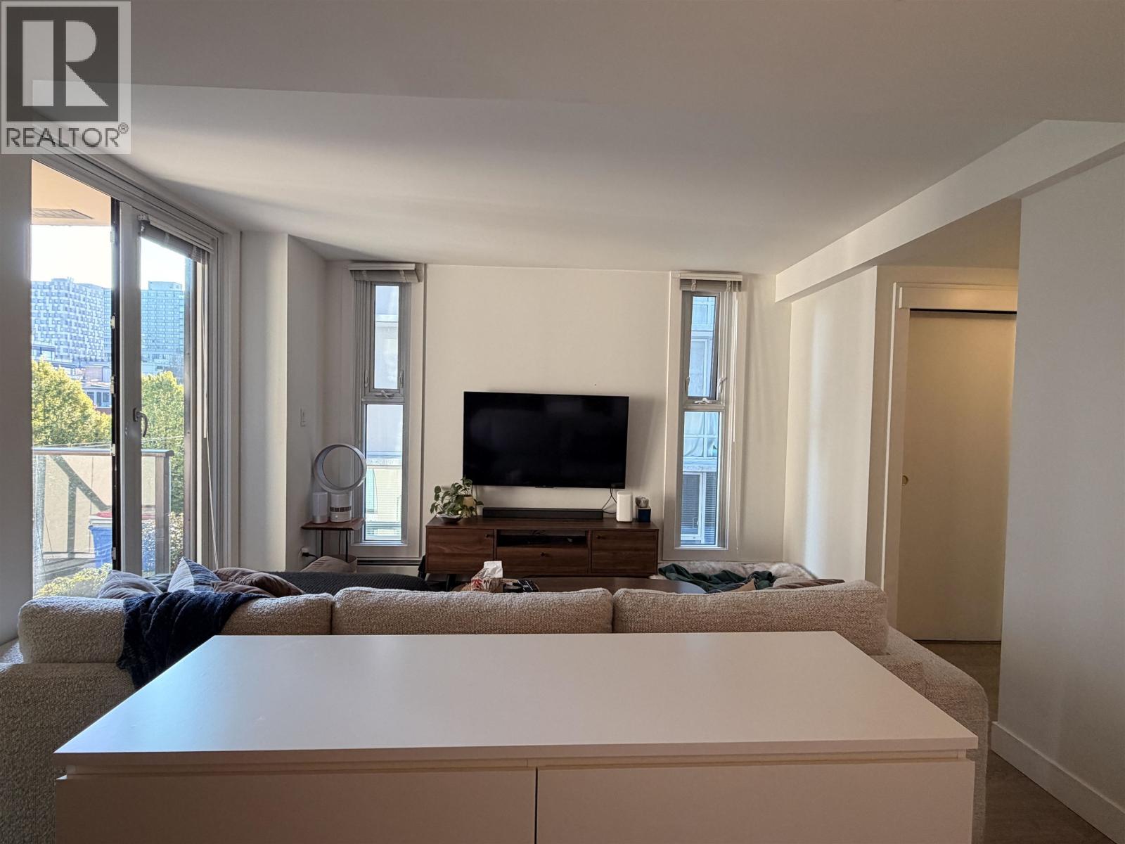 603 555 W 7th Avenue, Vancouver, British Columbia  V5Z 1B4 - Photo 2 - R3171182