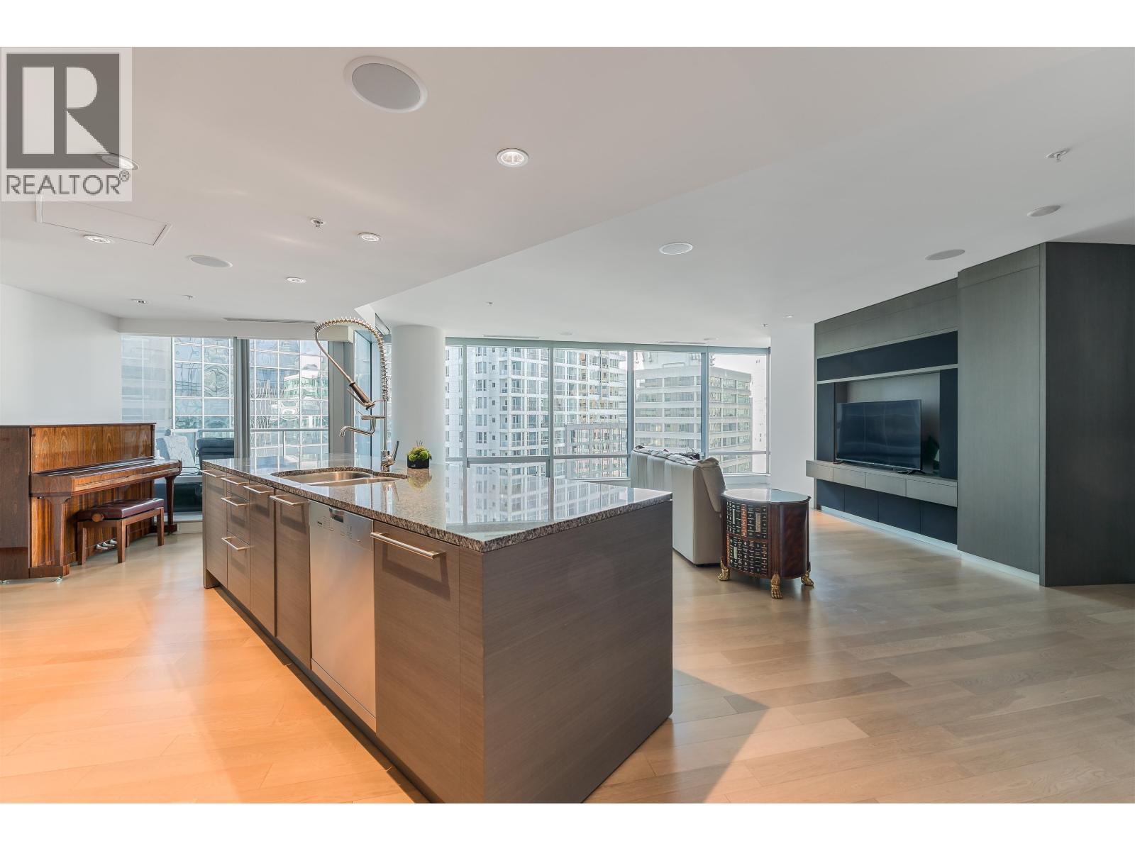1809 1111 Alberni Street, Vancouver, British Columbia  V6E 4V2 - Photo 2 - R3171265
