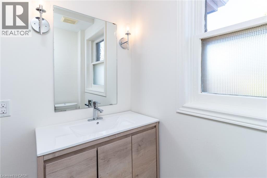 326 Locke Street S Unit# 2, Hamilton, Ontario  L8P 4C6 - Photo 6 - 40859622
