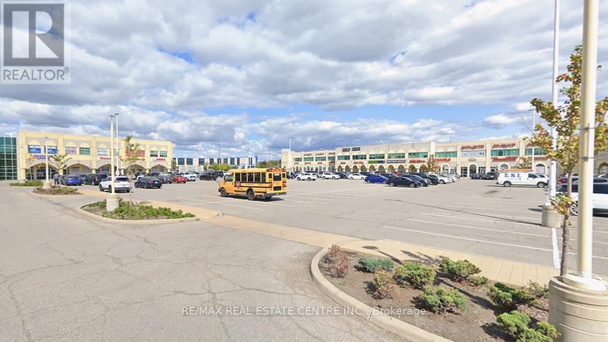236 - 2980 Drew Road, Mississauga, Ontario  L4T 0A7 - Photo 3 - W13852734