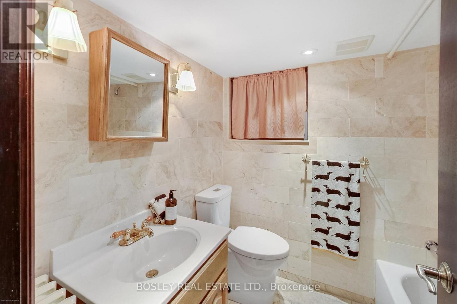 161 Westminster Avenue, Toronto, Ontario  M6R 1N8 - Photo 47 - W13852750