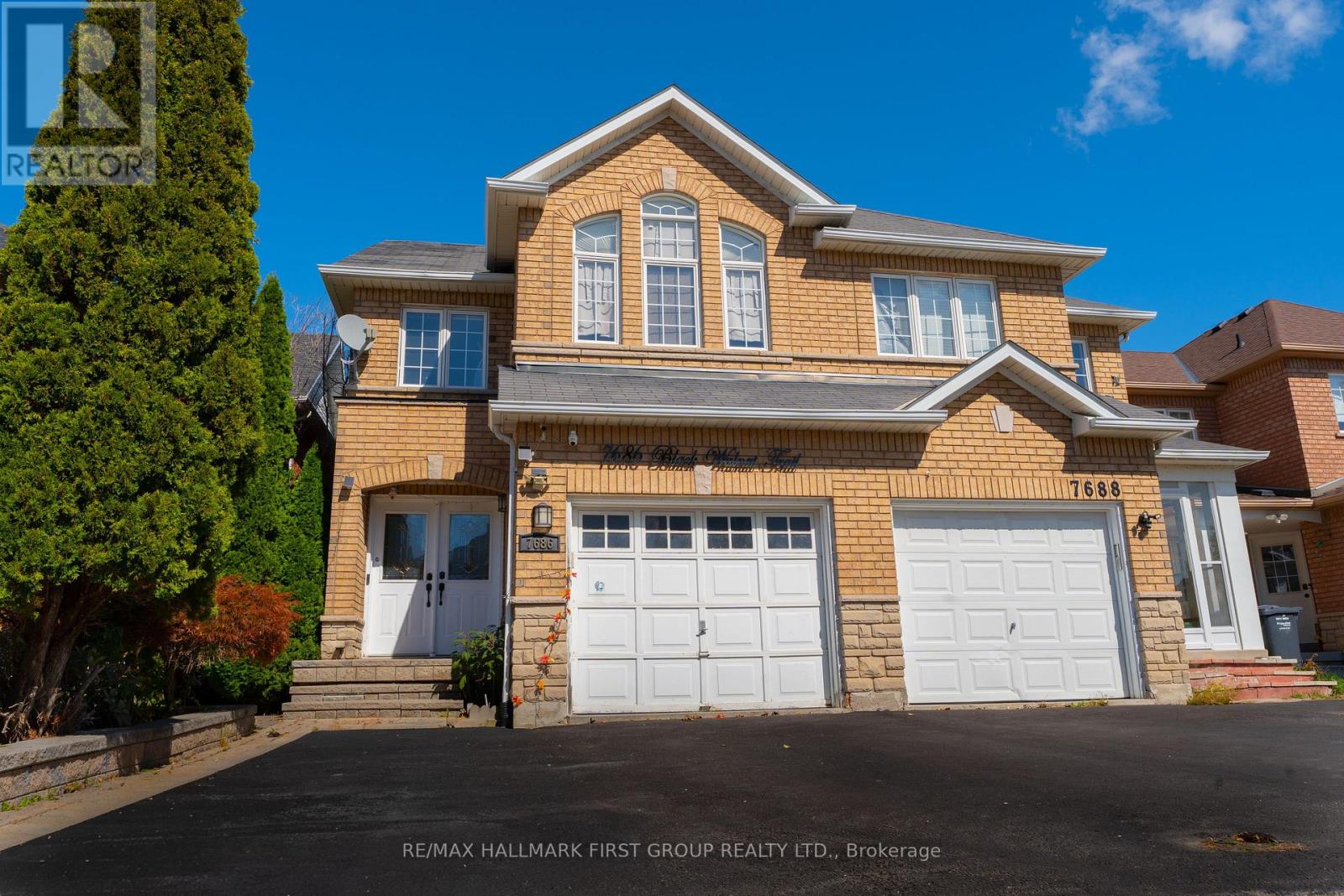 7686 BLACK WALNUT TRAIL, Mississauga, Ontario