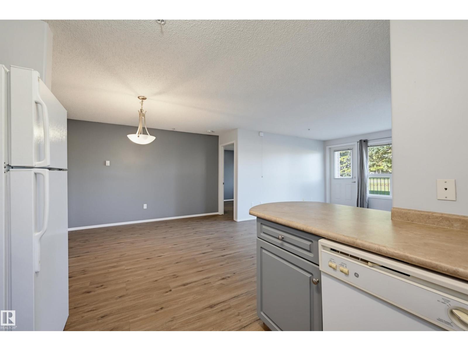 #107 13635 34 ST NW