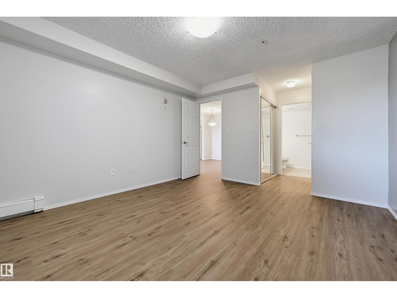 #107 13635 34 ST NW