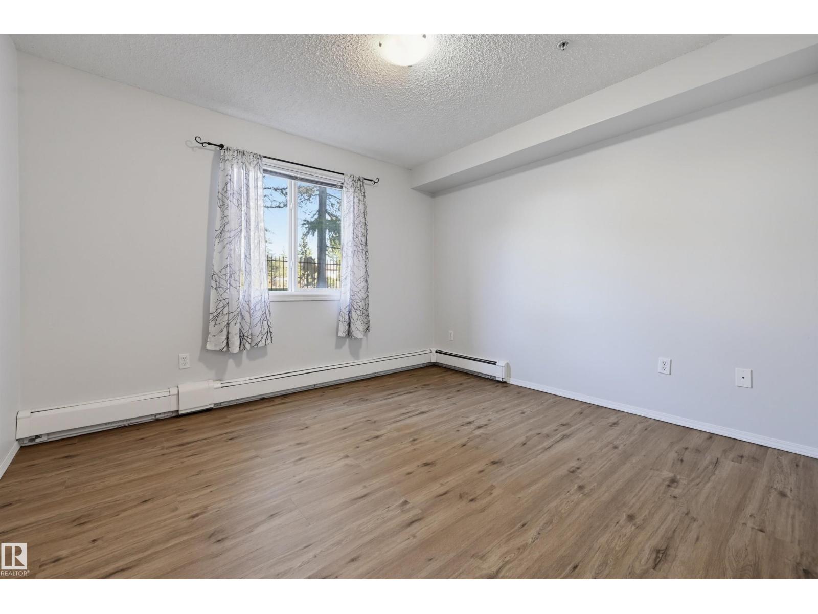#107 13635 34 ST NW