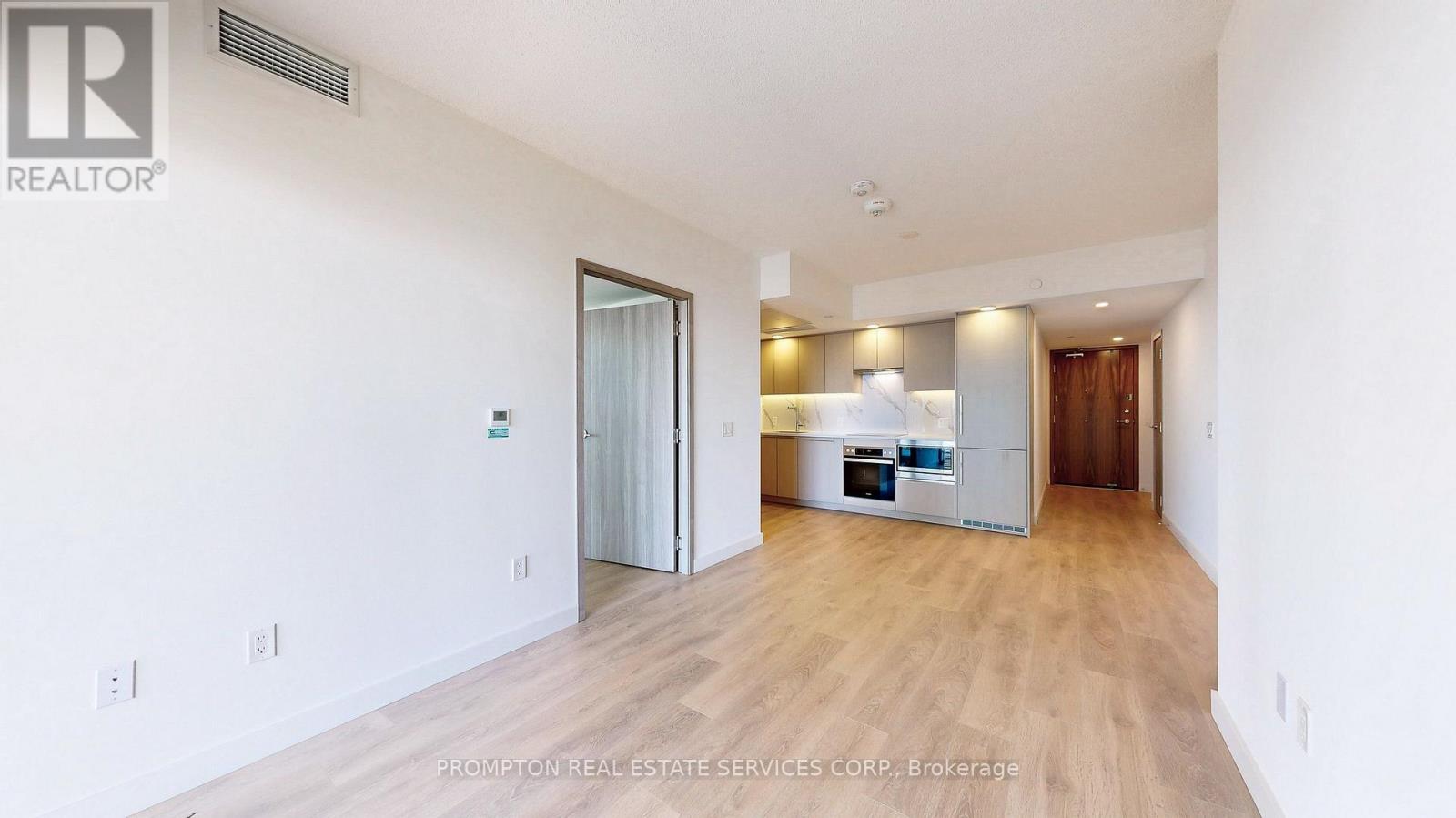 2207 - 1 Concord Cityplace Way, Toronto, Ontario  M5V 0X3 - Photo 16 - C13852794