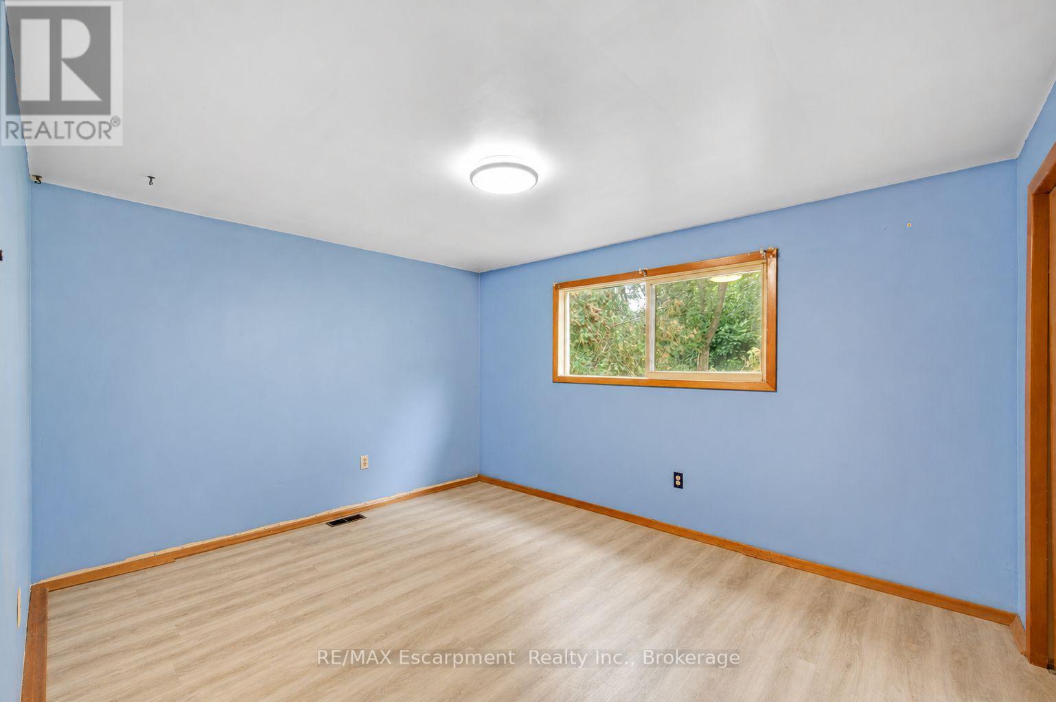 326 Walkers Line, Burlington, Ontario  L7N 2C7 - Photo 9 - W13852776