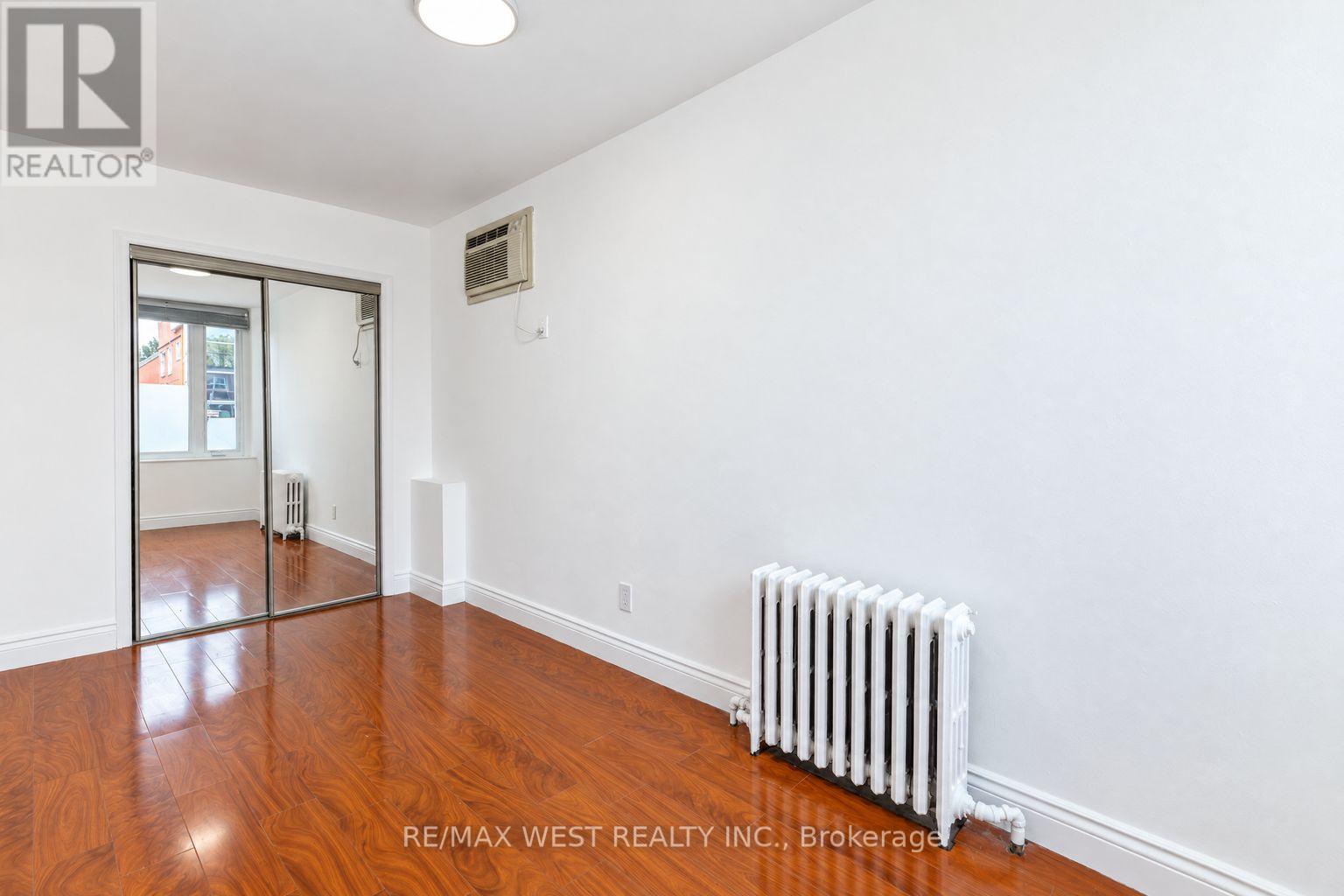 Main - 203 Islington Avenue, Toronto, Ontario  M8V 3B8 - Photo 16 - W13852770