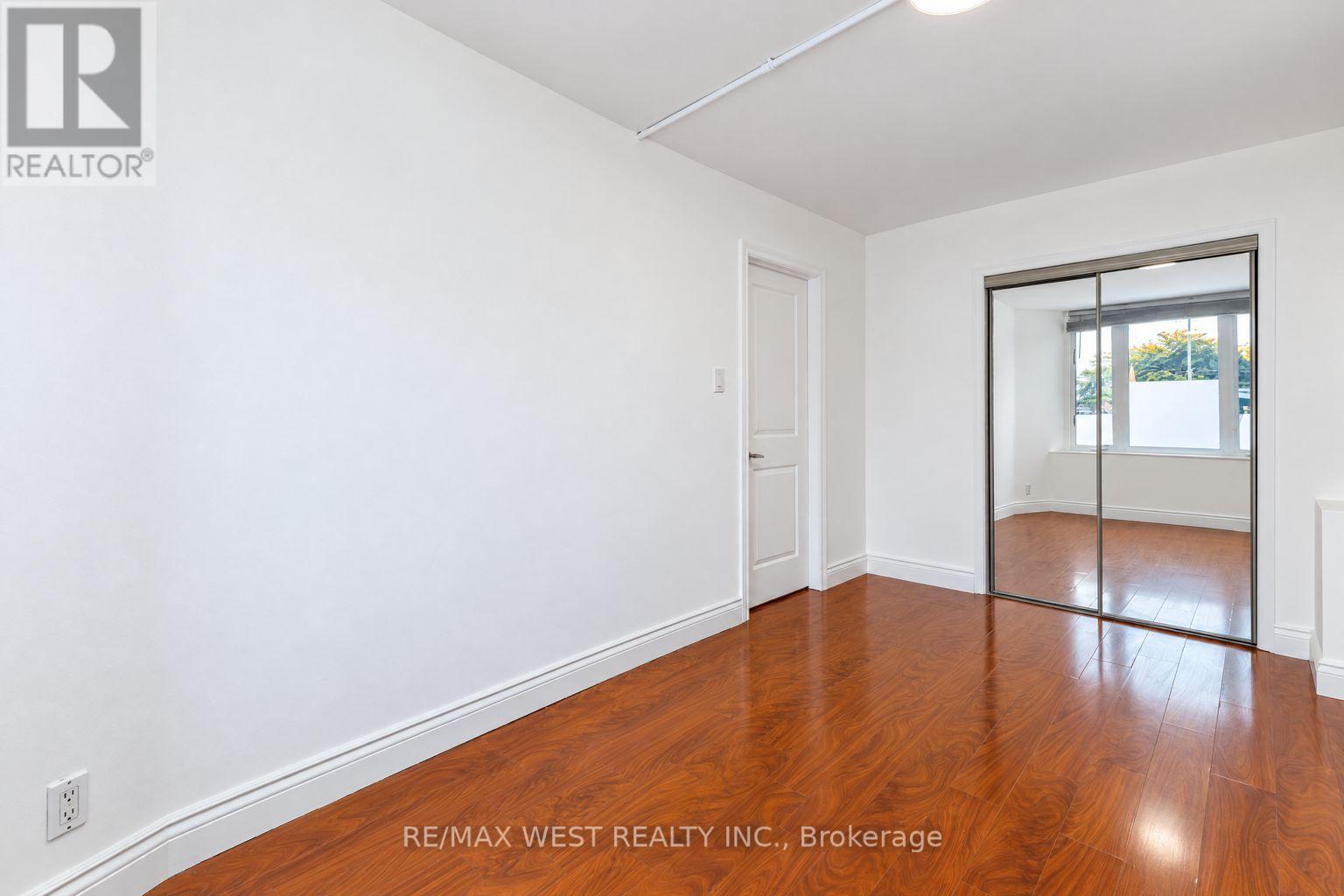 Main - 203 Islington Avenue, Toronto, Ontario  M8V 3B8 - Photo 17 - W13852770