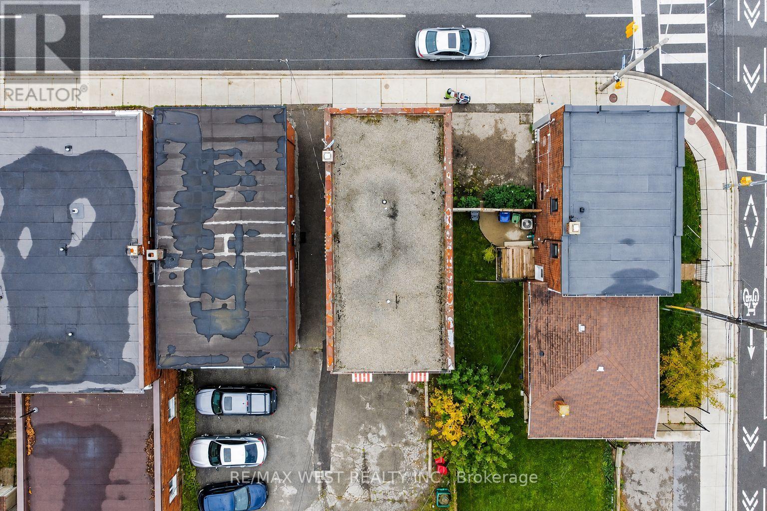 Main - 203 Islington Avenue, Toronto, Ontario  M8V 3B8 - Photo 37 - W13852770