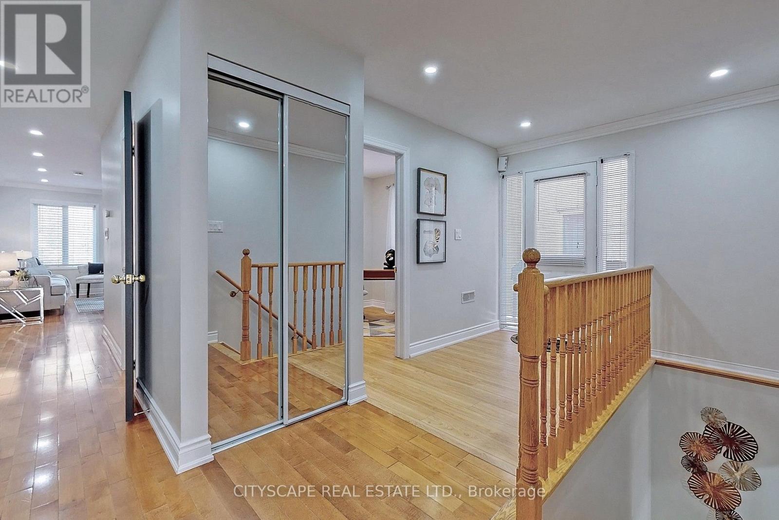 343 Wildgrass Road, Mississauga, Ontario  L5B 4H1 - Photo 17 - W13852788