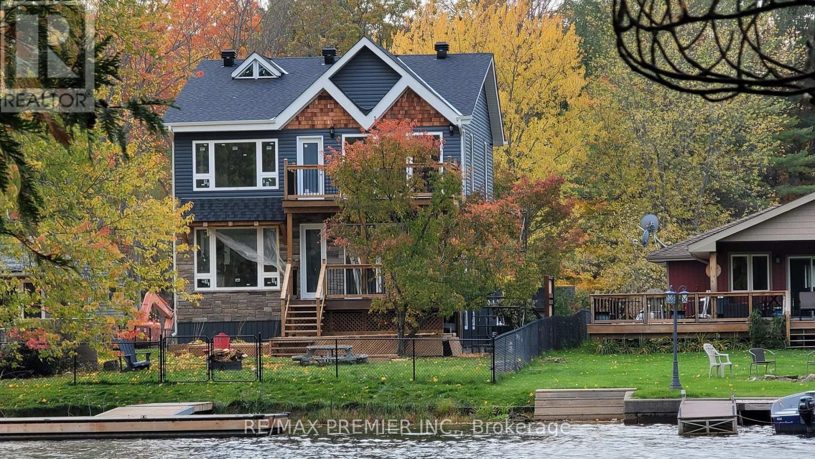 1651 Peninsula Pt Road, Severn, Ontario  P0E 1N0 - Photo 2 - S13736230