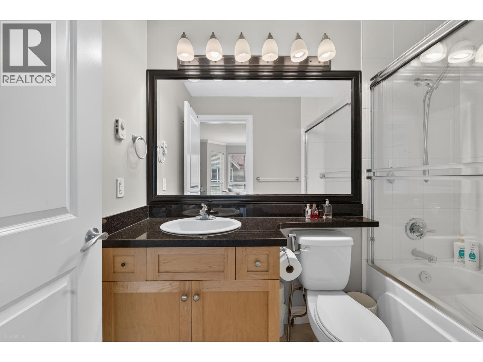 11 9051 Blundell Road, Richmond, British Columbia  V6Y 1K4 - Photo 28 - R3170153