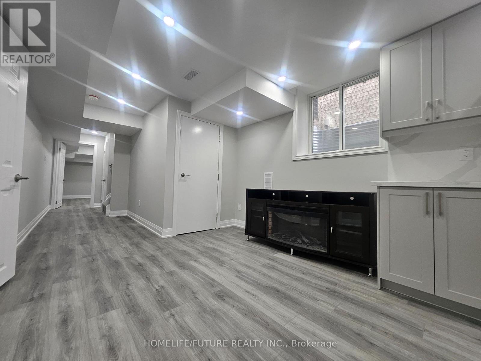 22 Headon Avenue, Ajax, Ontario  L1Z 1R4 - Photo 2 - E13852538