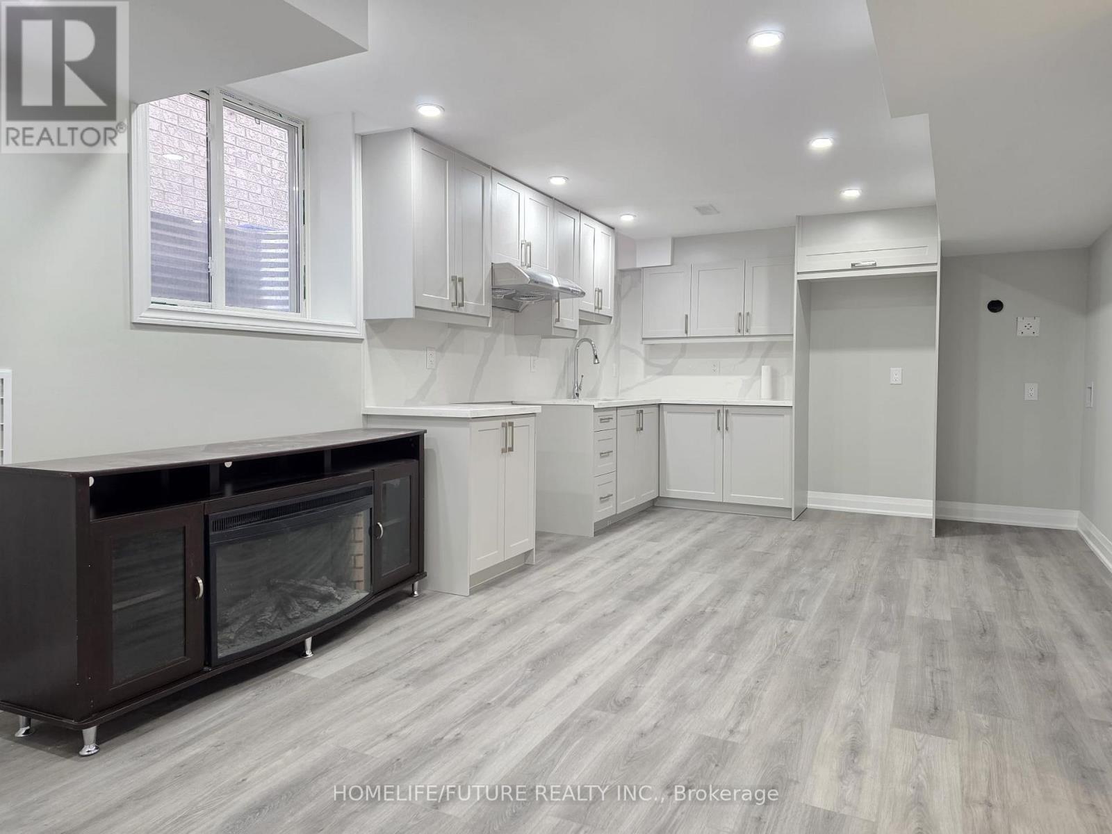 22 Headon Avenue, Ajax, Ontario  L1Z 1R4 - Photo 3 - E13852538