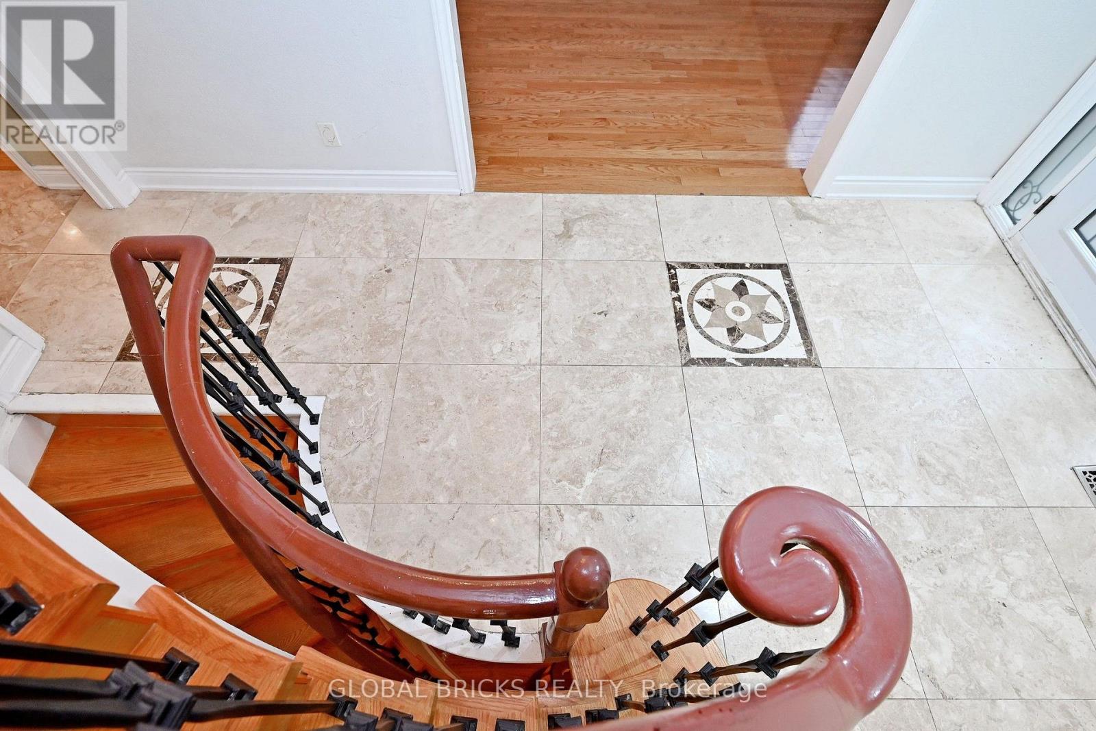 8 Elmsley Drive, Richmond Hill (Observatory), Ontario  L4C 8N1 - Photo 24 - N13845102