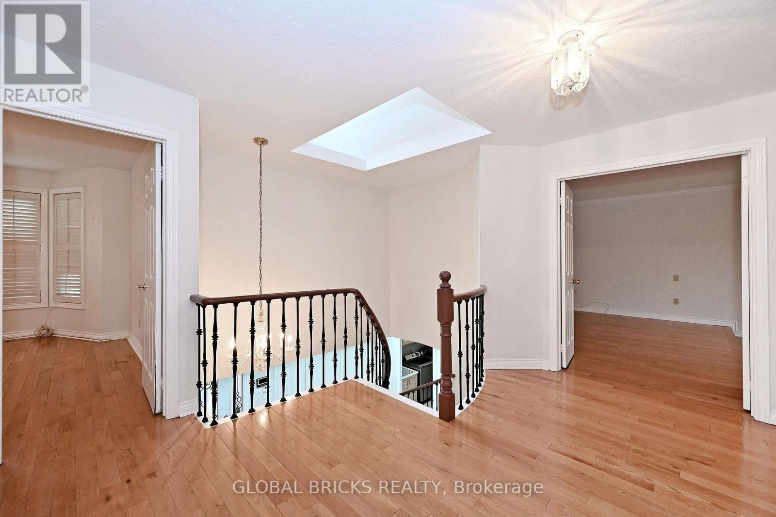 8 Elmsley Drive, Richmond Hill (Observatory), Ontario  L4C 8N1 - Photo 26 - N13845102