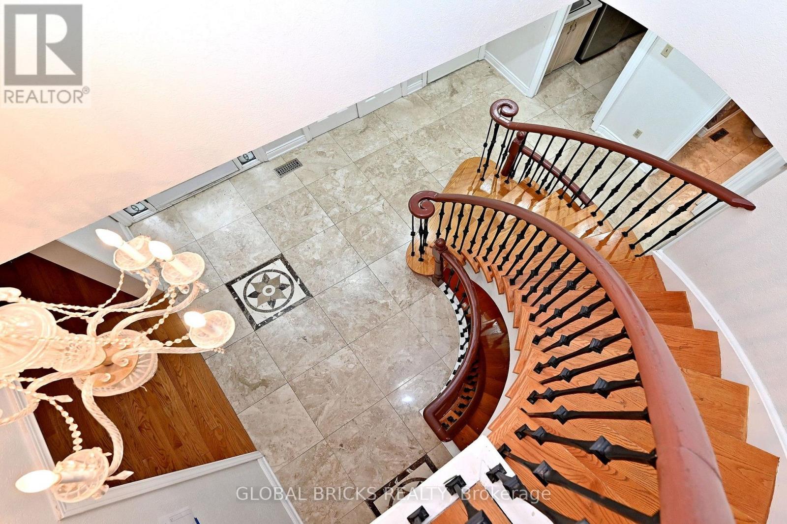 8 Elmsley Drive, Richmond Hill (Observatory), Ontario  L4C 8N1 - Photo 25 - N13845102