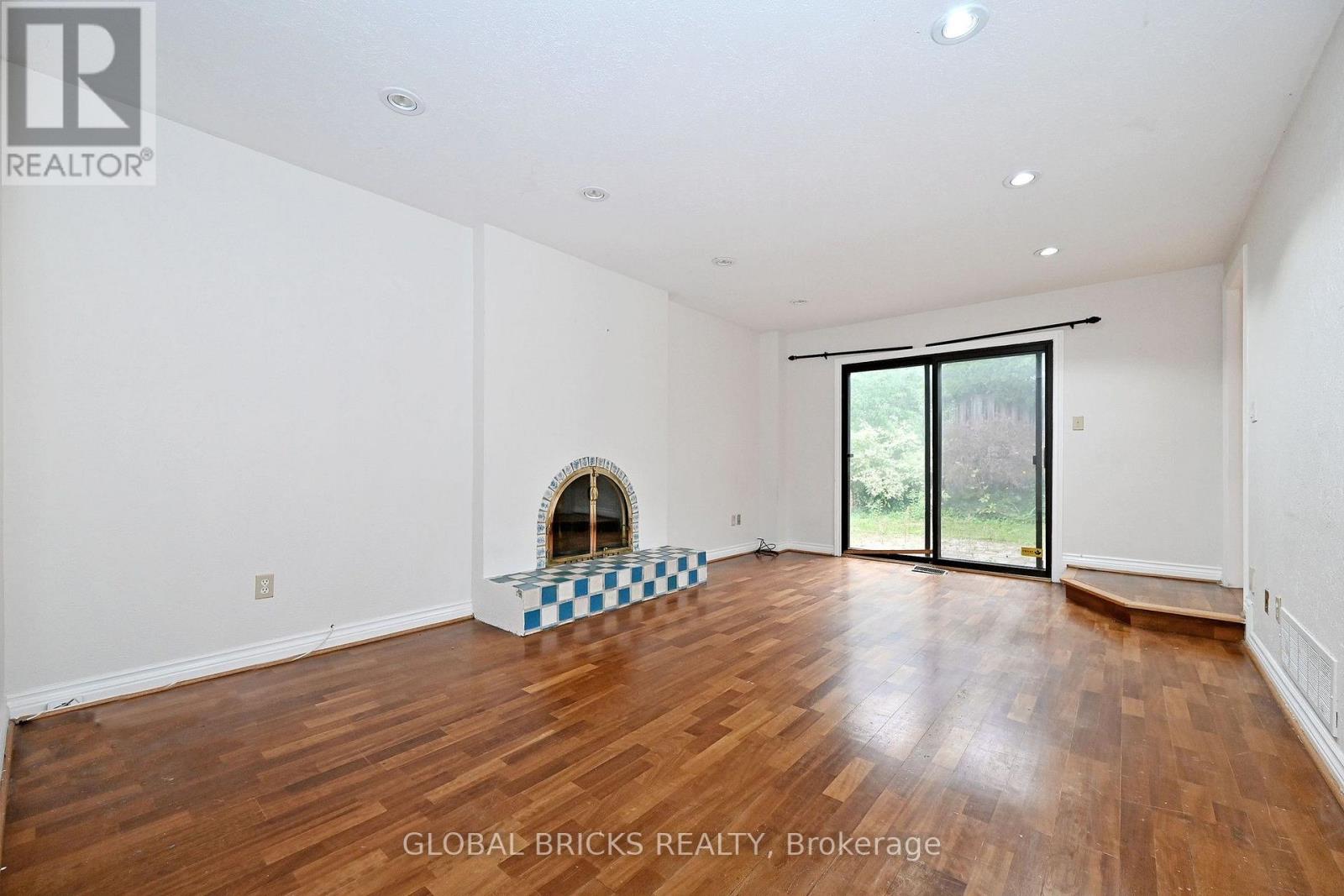 8 Elmsley Drive, Richmond Hill (Observatory), Ontario  L4C 8N1 - Photo 19 - N13845102