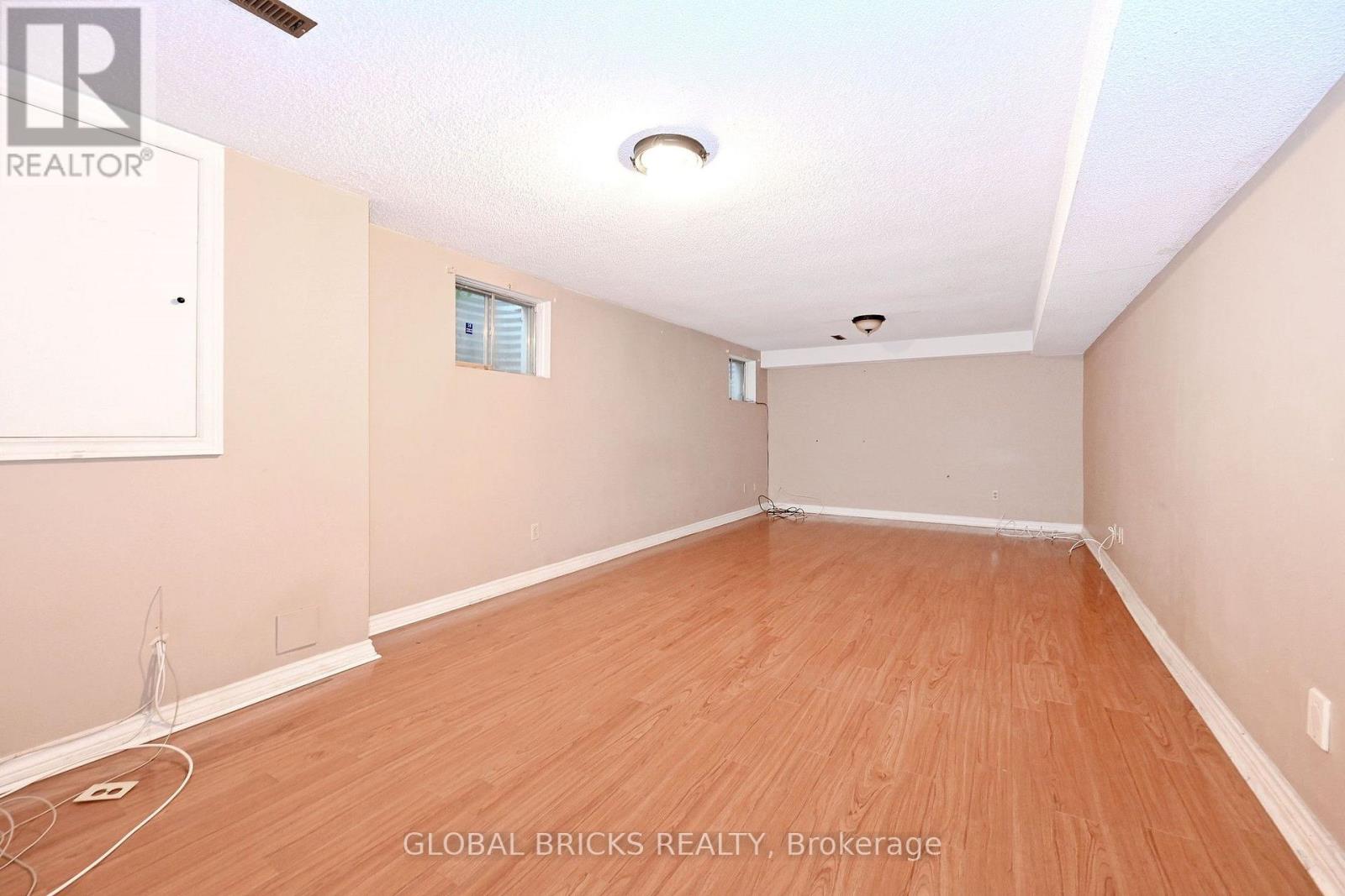 8 Elmsley Drive, Richmond Hill (Observatory), Ontario  L4C 8N1 - Photo 40 - N13845102